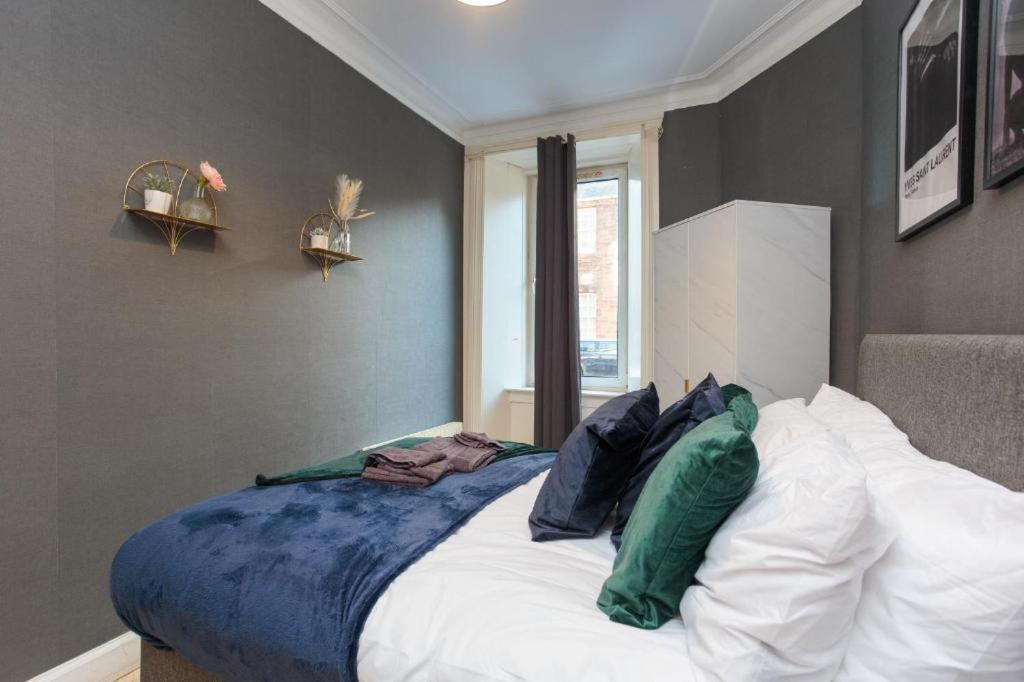 Beautiful Boutique Edinburgh Abode - Sleeps 4アパートメント エクステリア 写真