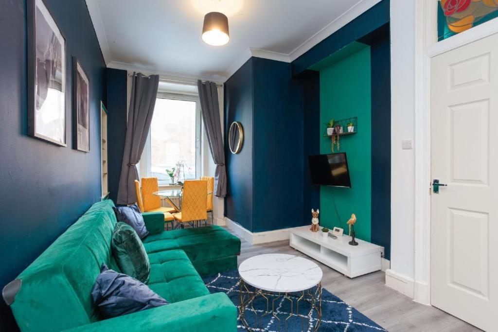 Beautiful Boutique Edinburgh Abode - Sleeps 4アパートメント エクステリア 写真
